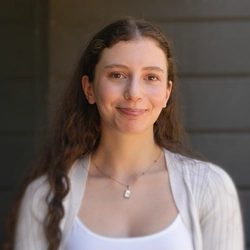 Photo of Miriam Silverstein